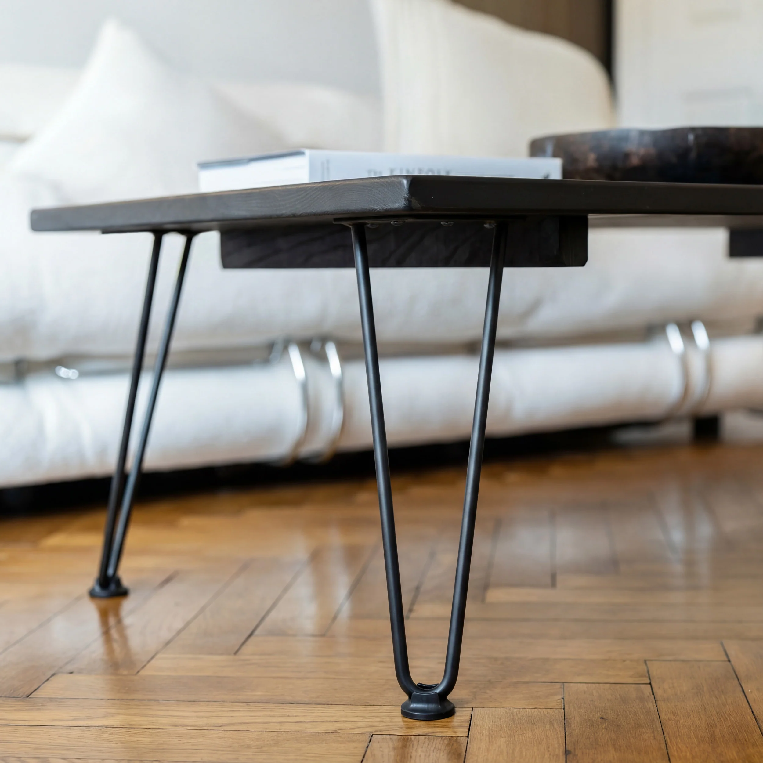 Secure Clip-on Hairpin Leg Feet - Image 3