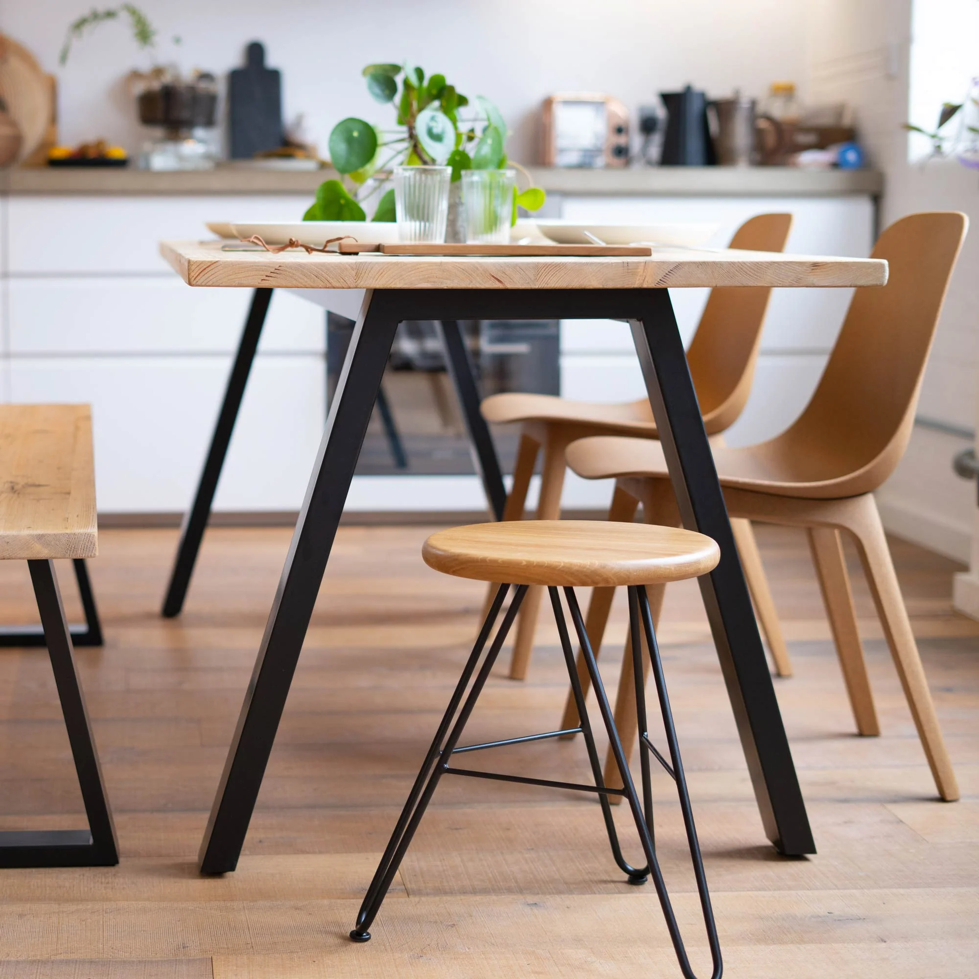 Quad Frame | 71cm Table - Image 8